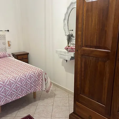 Canu Alloggio per agriturismo Luogosanto